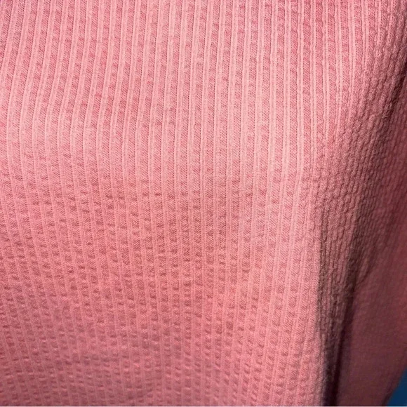 Madewell Ribbed Thick Knit Button Shoulder Pink Top Size Small EUC - Picture 4 of 5